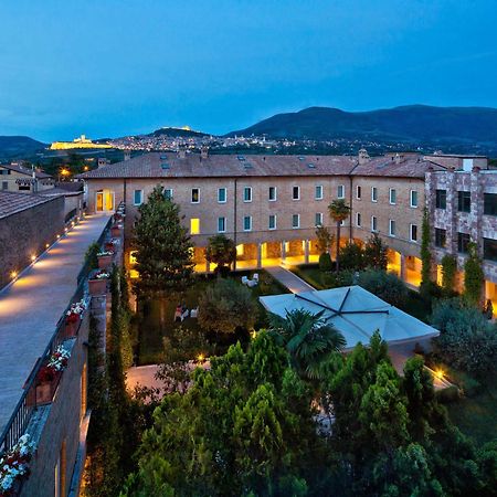 Th Assisi - Hotel Cenacolo Exterior foto